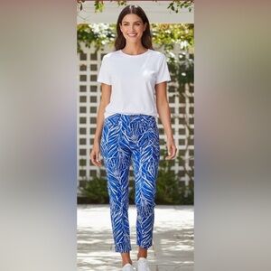 Lilly Pulitzer Blue and White South Ocean Print Cropped Pants